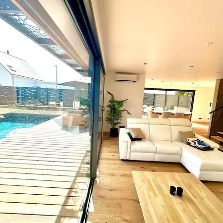 Villa Maison Neuve - Piscine Chauffee - *